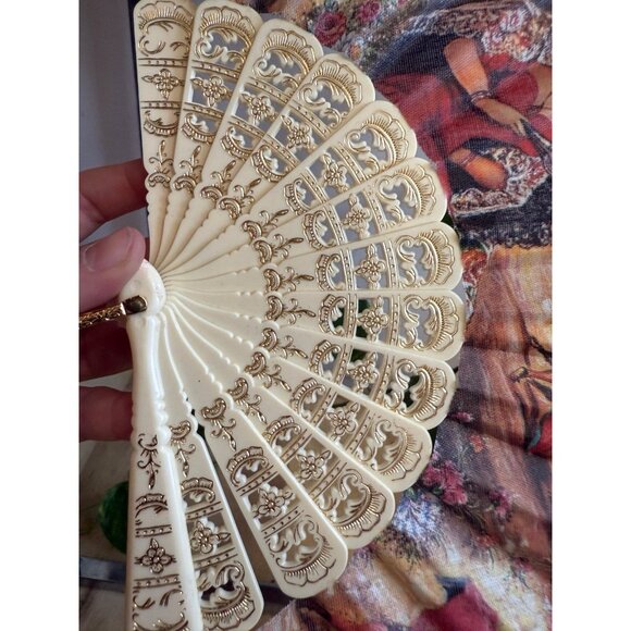 Vintage Spanish Lace Hand Fan - Picture 8 of 12